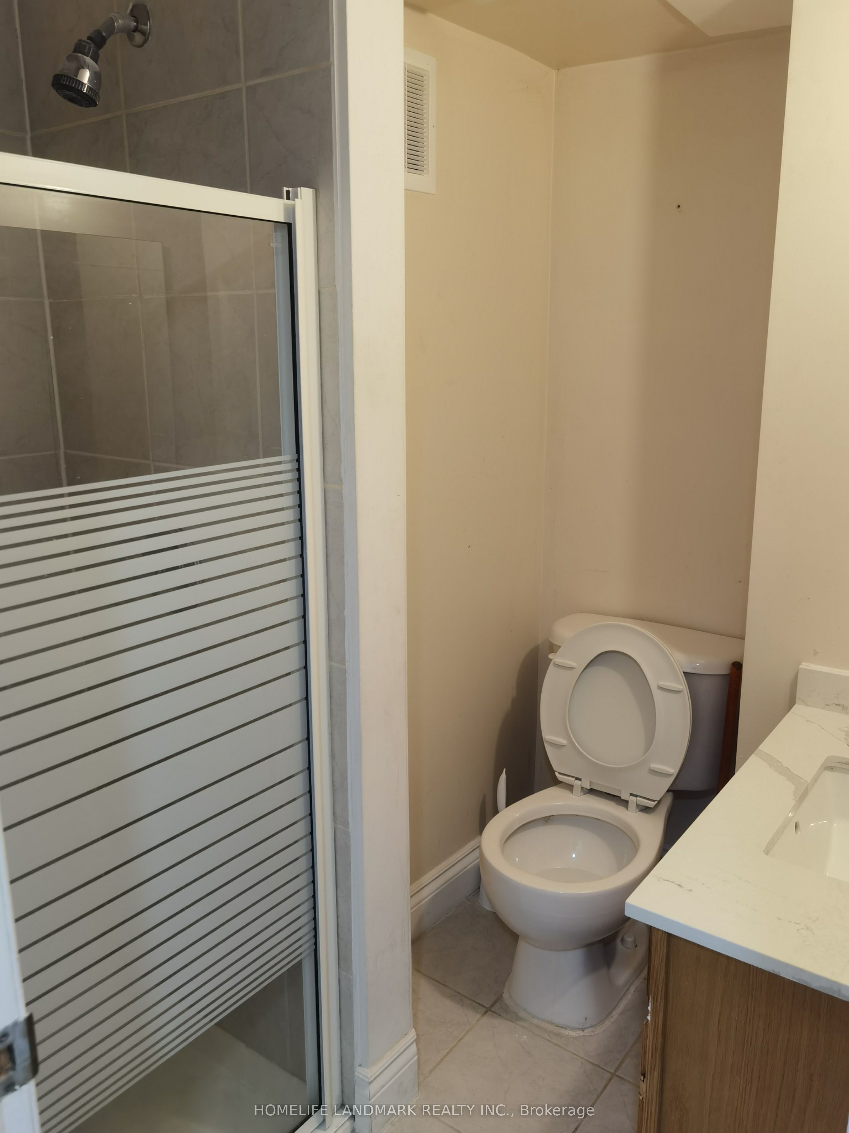 W13516876 Property Photo 9