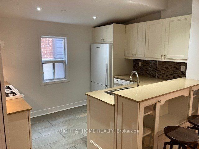 52 Beresford Avenue Property Photo 7
