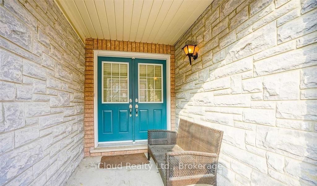 559 Candlestick Circle Property Photo 1