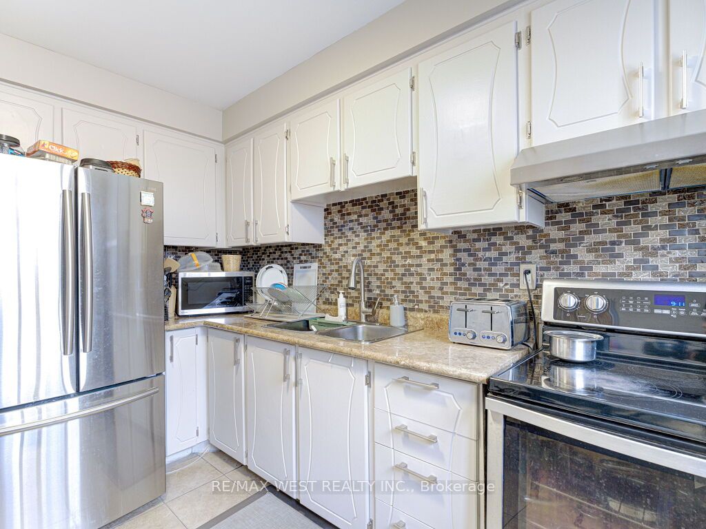 83 Irwin Road 22 Property Photo 6
