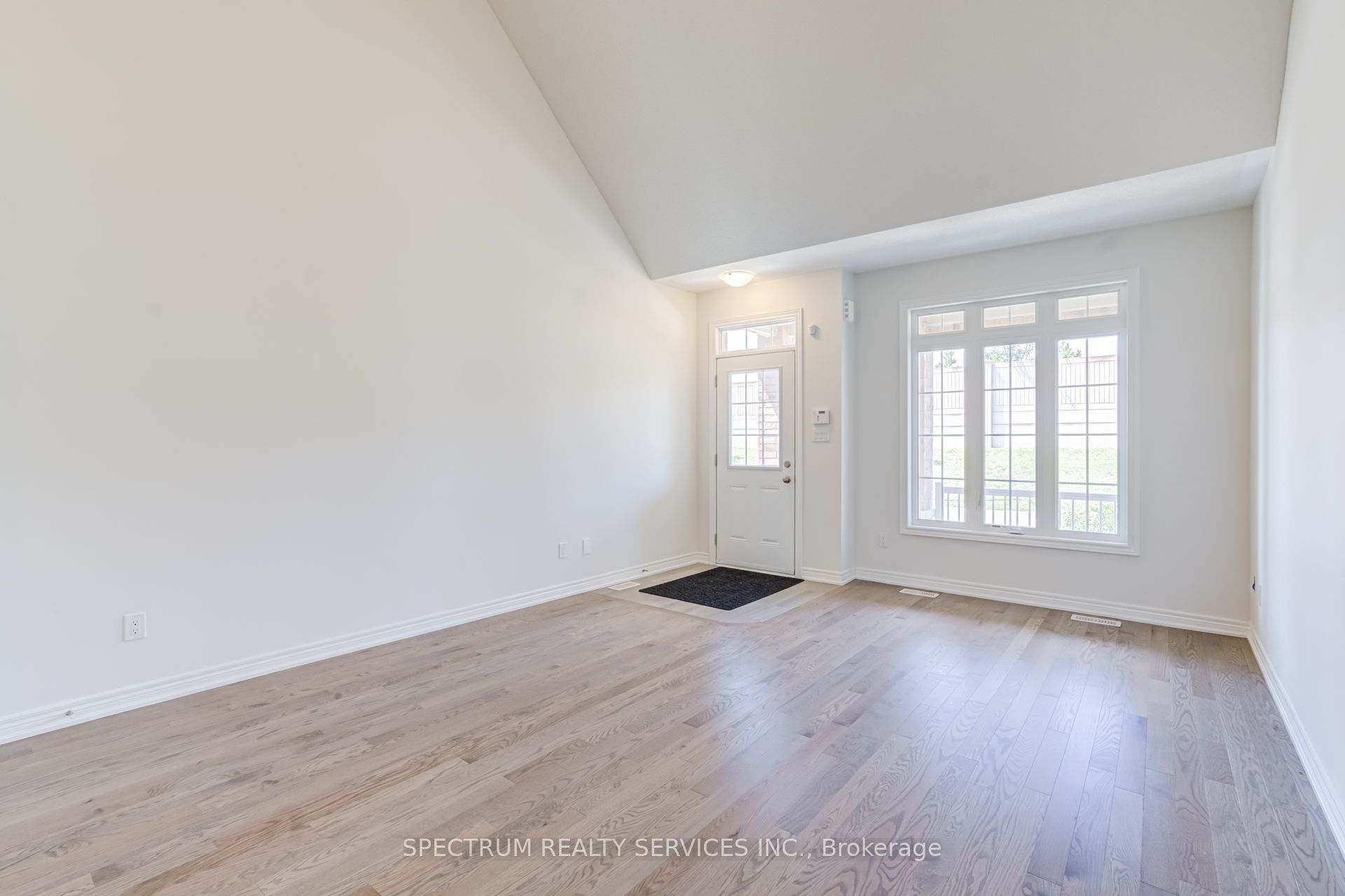 77 Muzzo Drive Property Photo 12