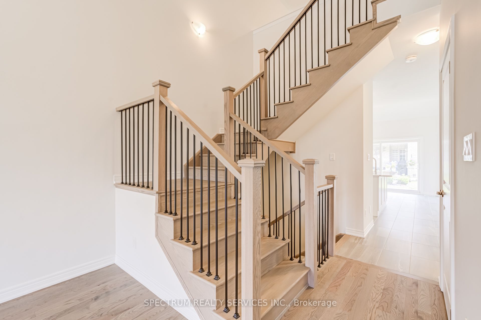 77 Muzzo Drive Property Photo 13