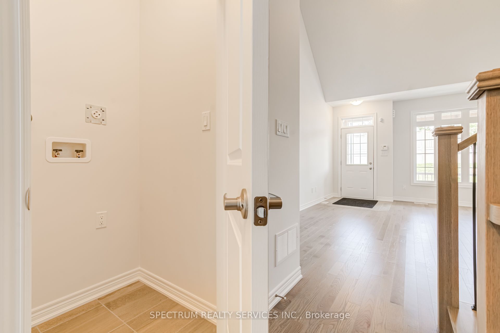 77 Muzzo Drive Property Photo 15