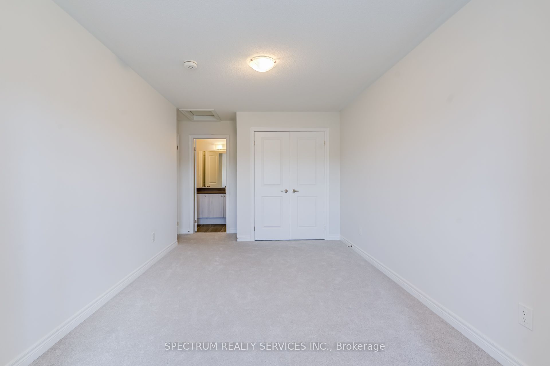 77 Muzzo Drive Property Photo 40