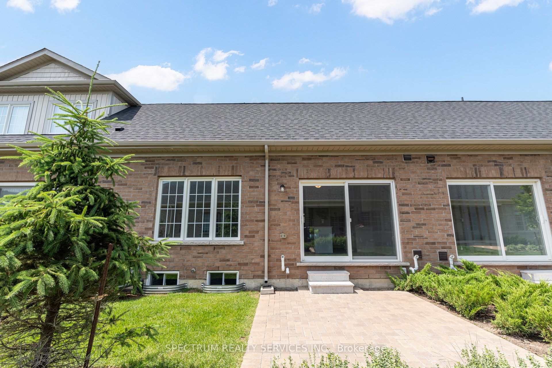 77 Muzzo Drive Property Photo 48