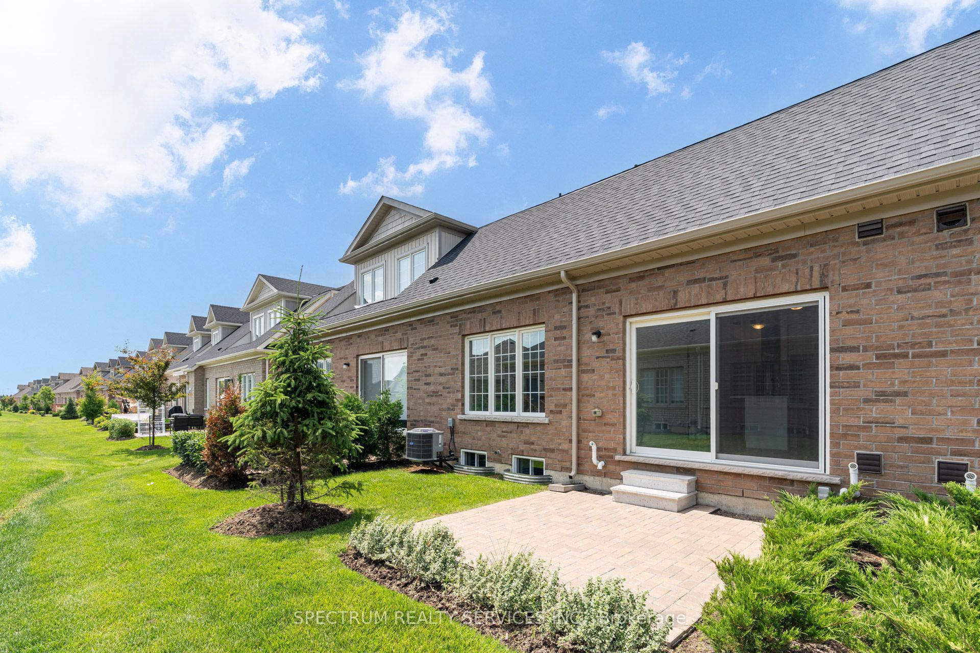 77 Muzzo Drive Property Photo 49