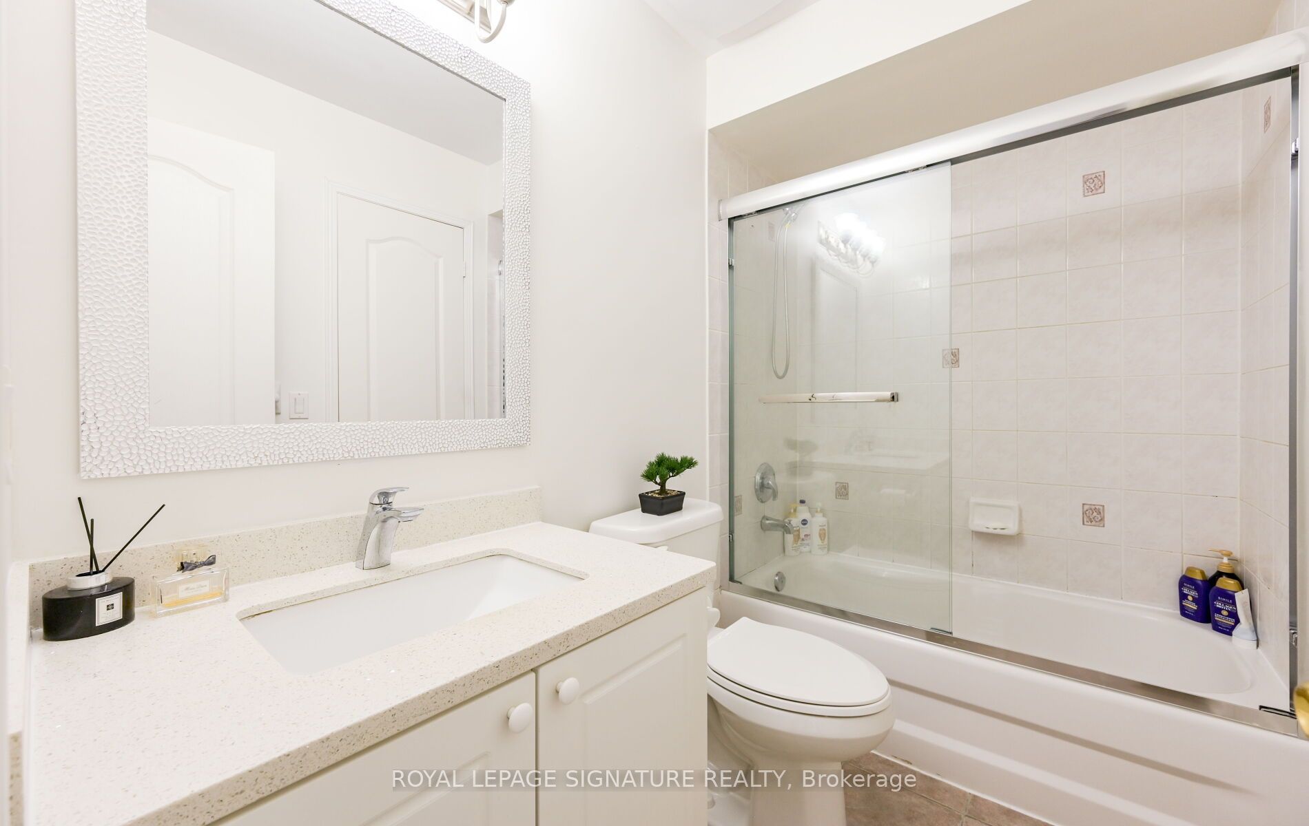 3020 Cedarglen Gate 21 Property Photo 25