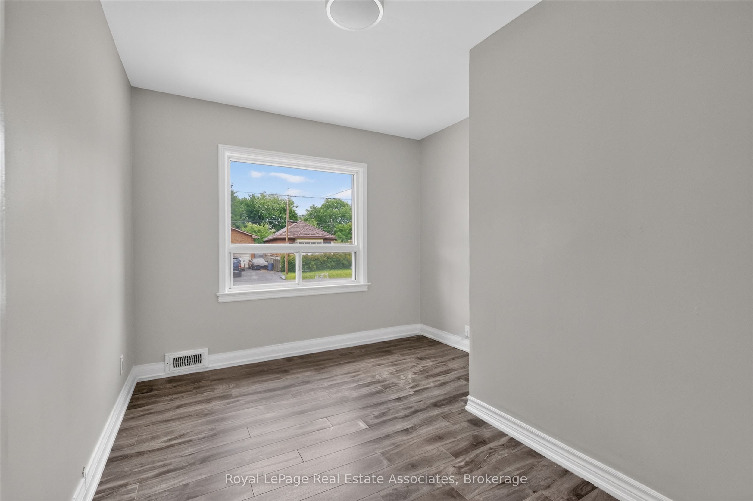 1072 Orchard Road Property Photo 23