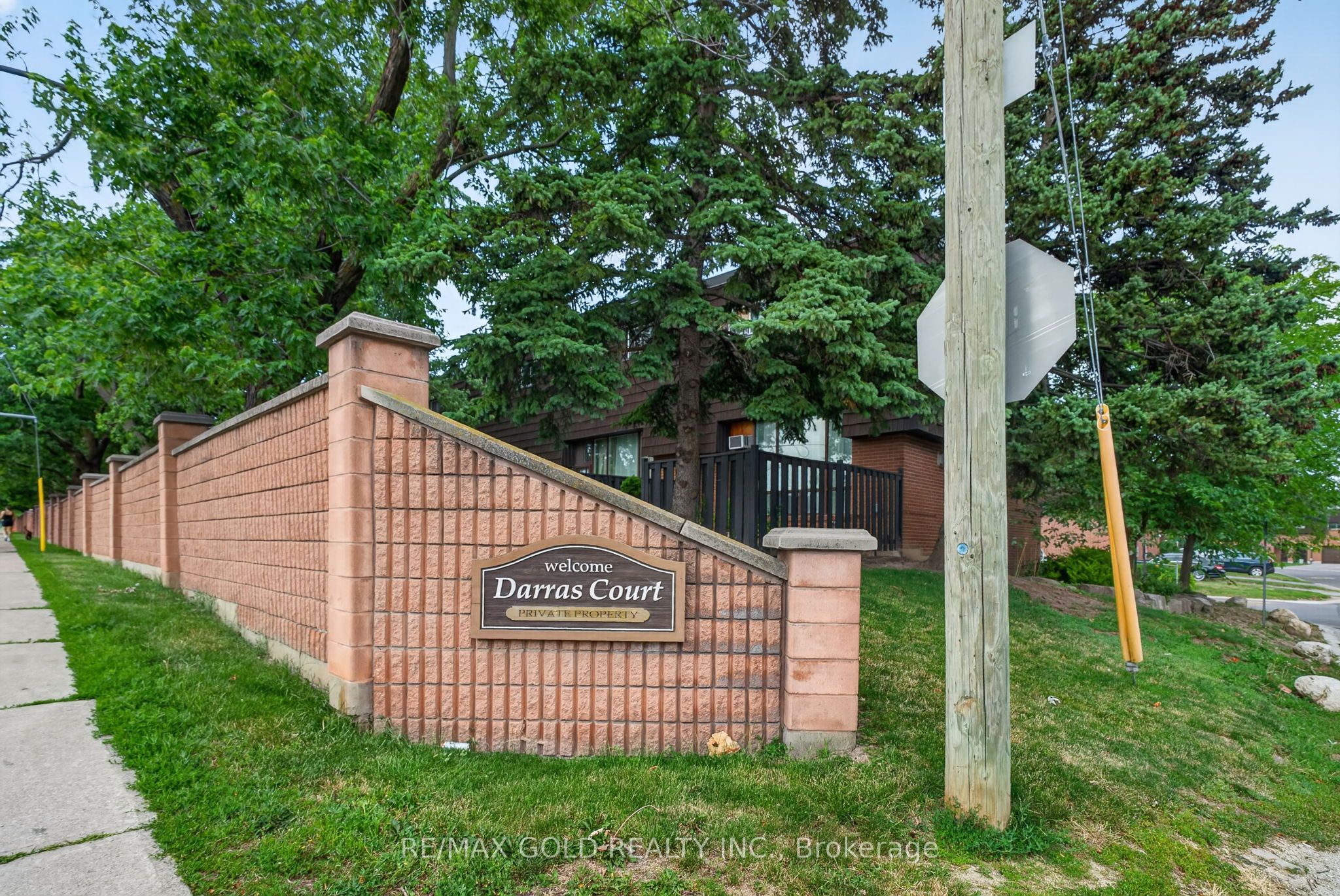 68 Darras Court Property Photo 2