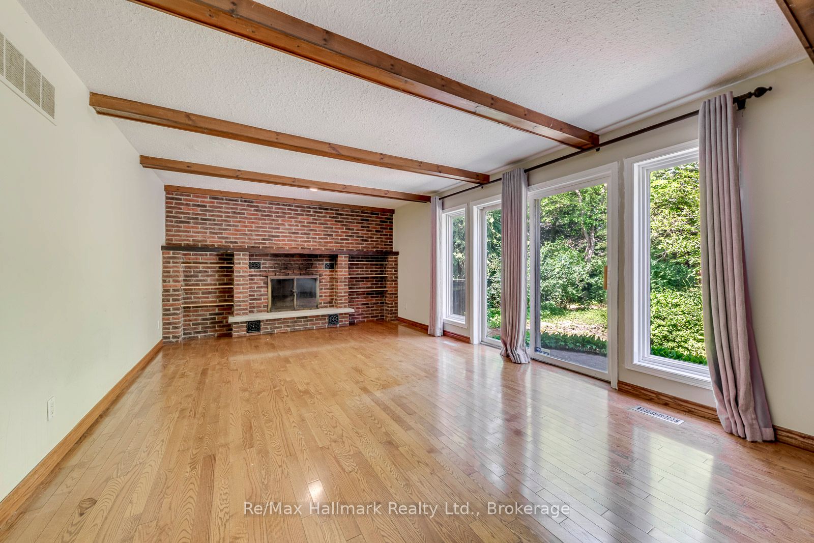 2251 Bennington Gate Property Photo 21