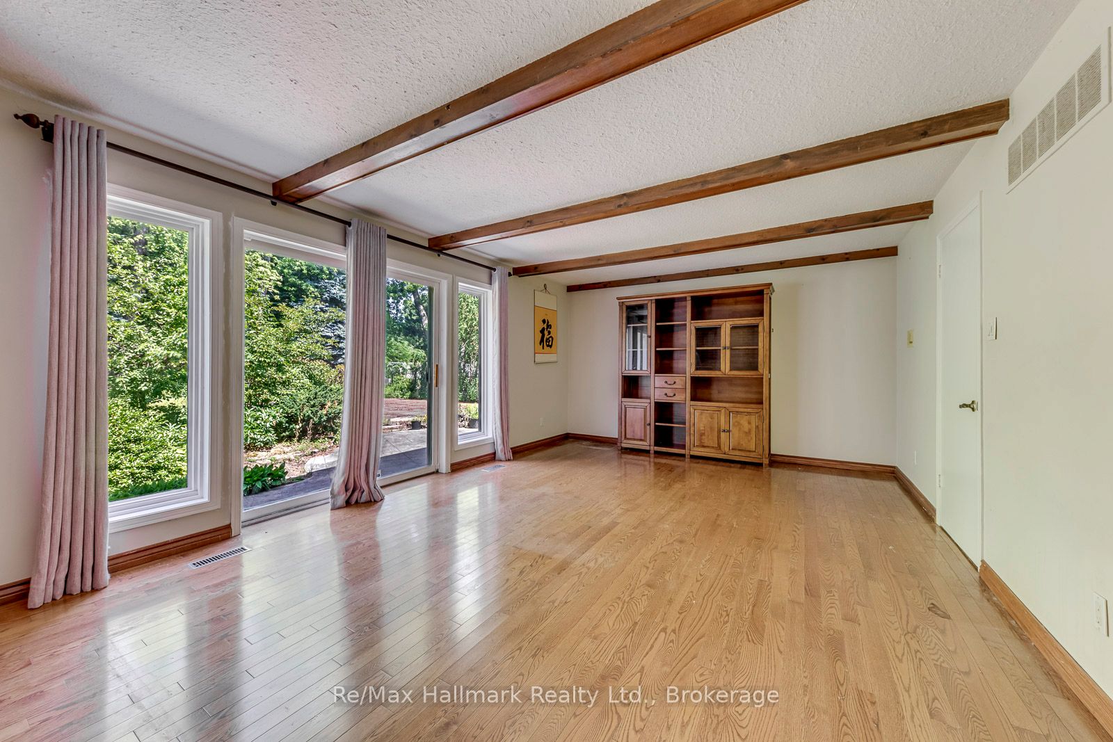 2251 Bennington Gate Property Photo 22