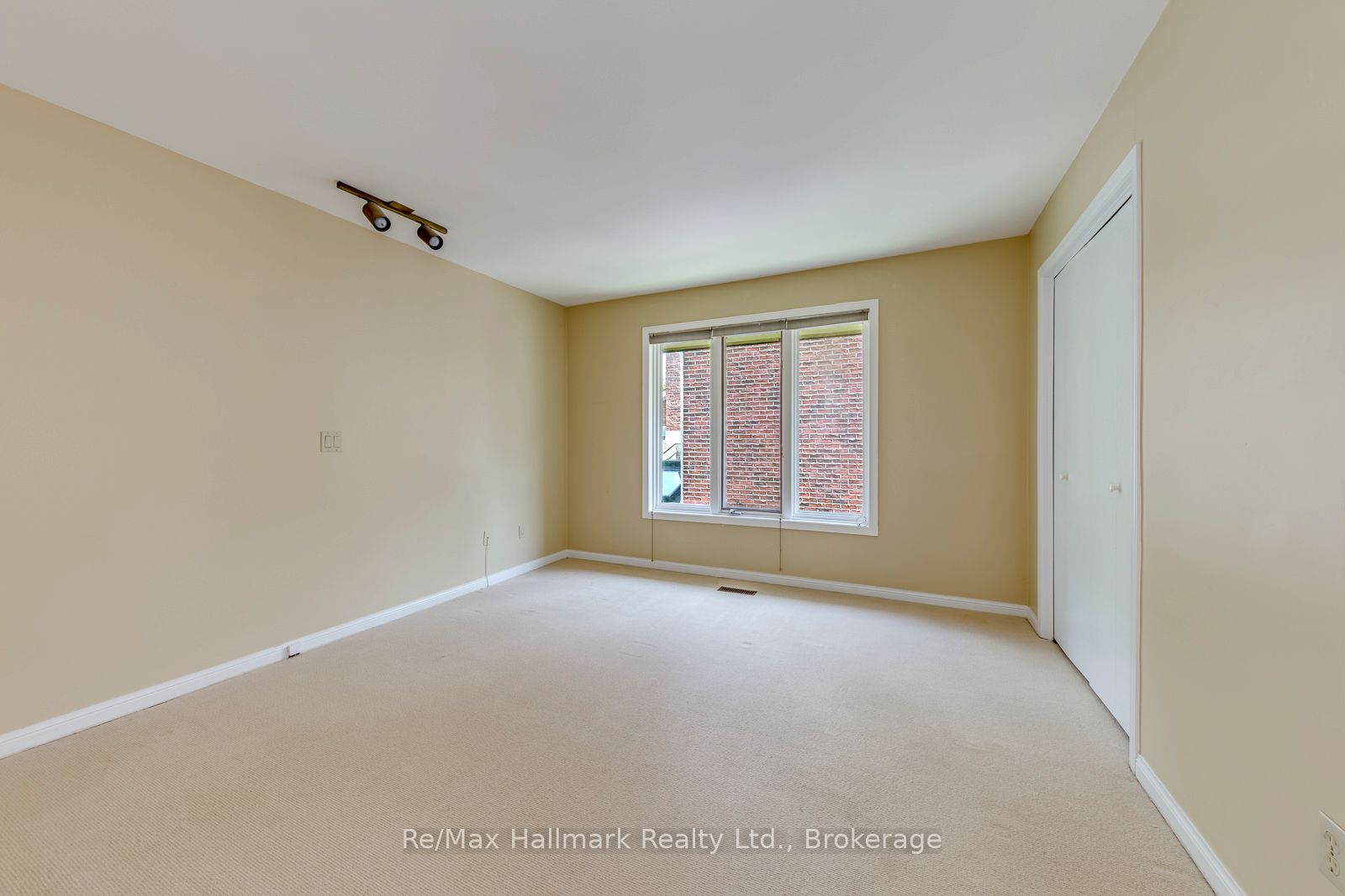 2251 Bennington Gate Property Photo 35