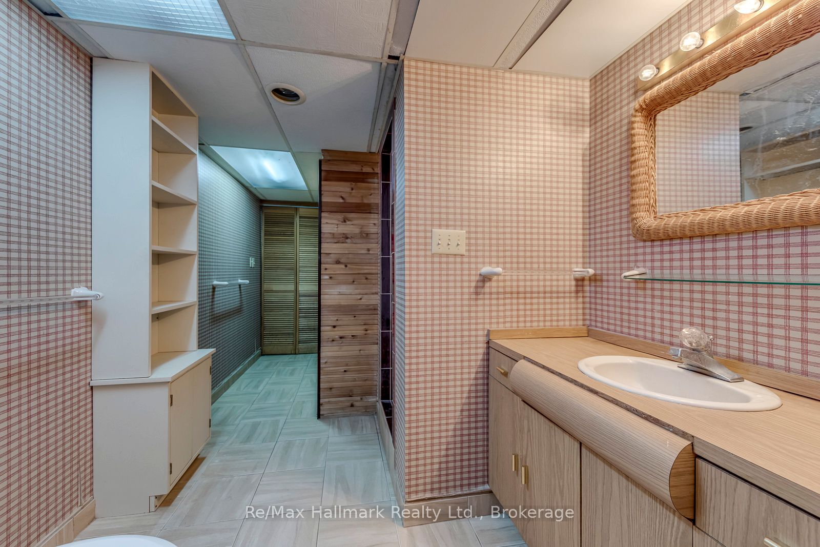 2251 Bennington Gate Property Photo 47