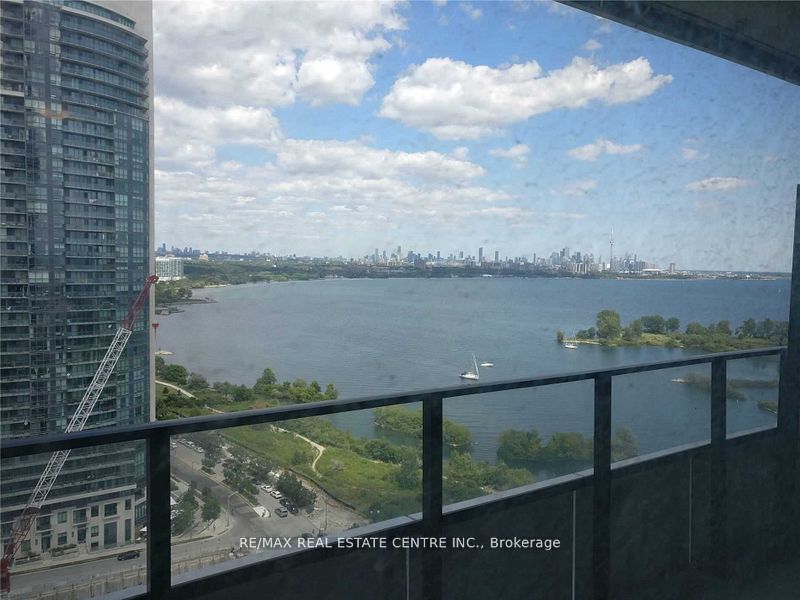 20 Shore Breeze Drive 2004 Property Photo 7