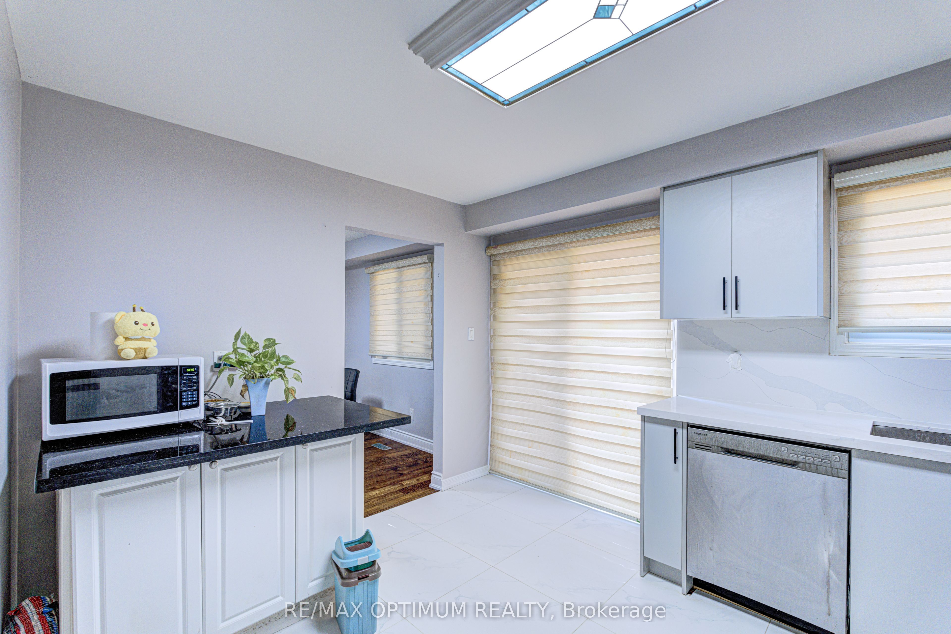 5 Roehampton Crescent Property Photo 7