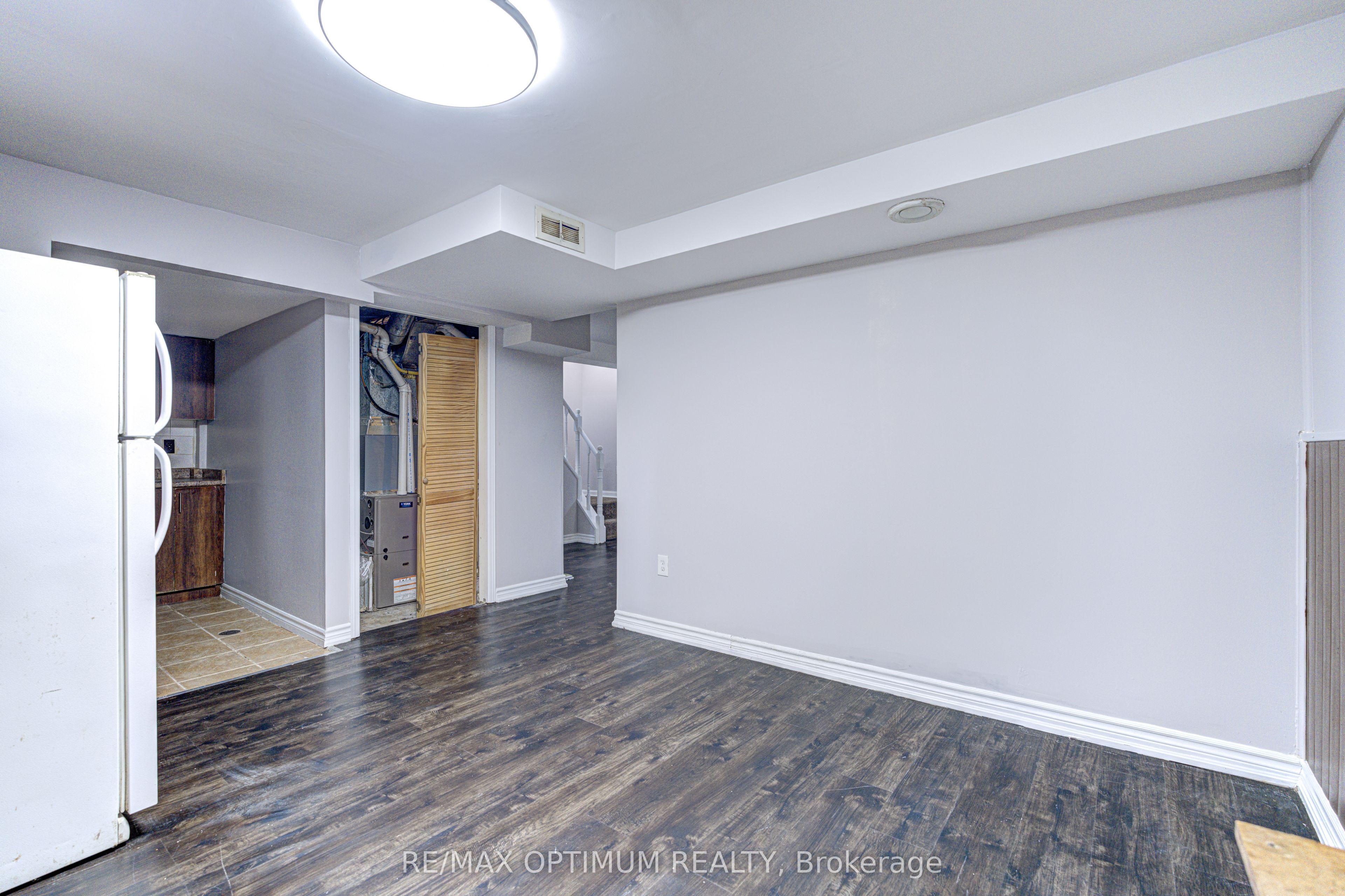 5 Roehampton Crescent Property Photo 20
