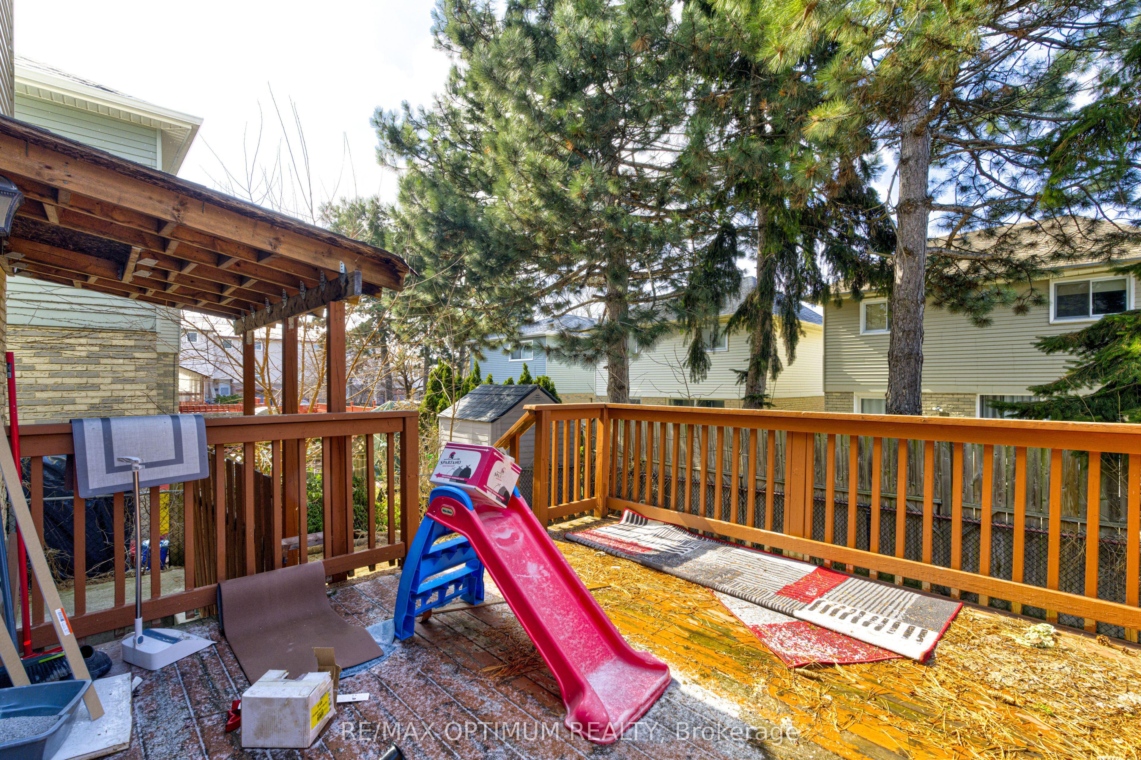 5 Roehampton Crescent Property Photo 23