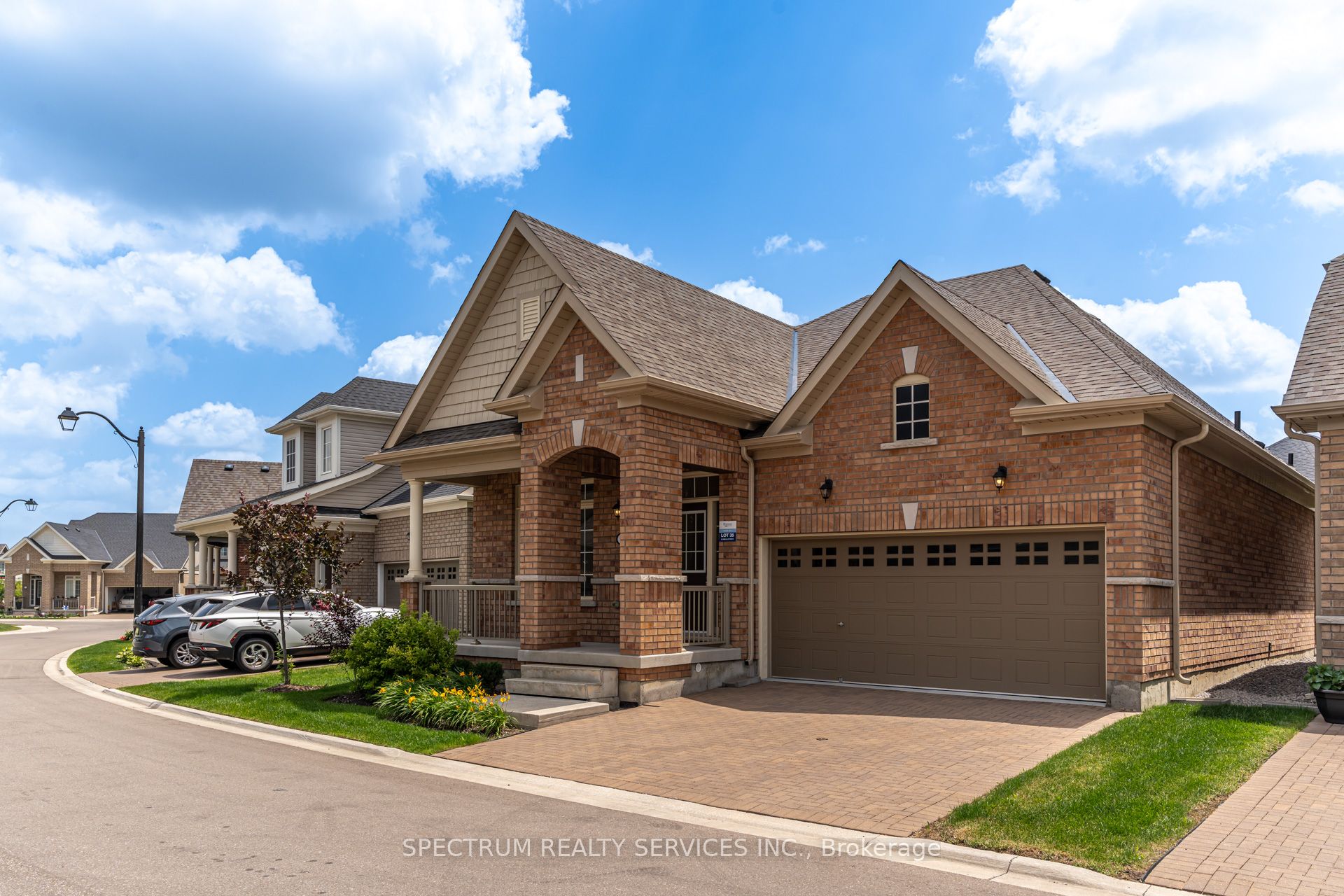 8 Abelia Street Property Photo 3