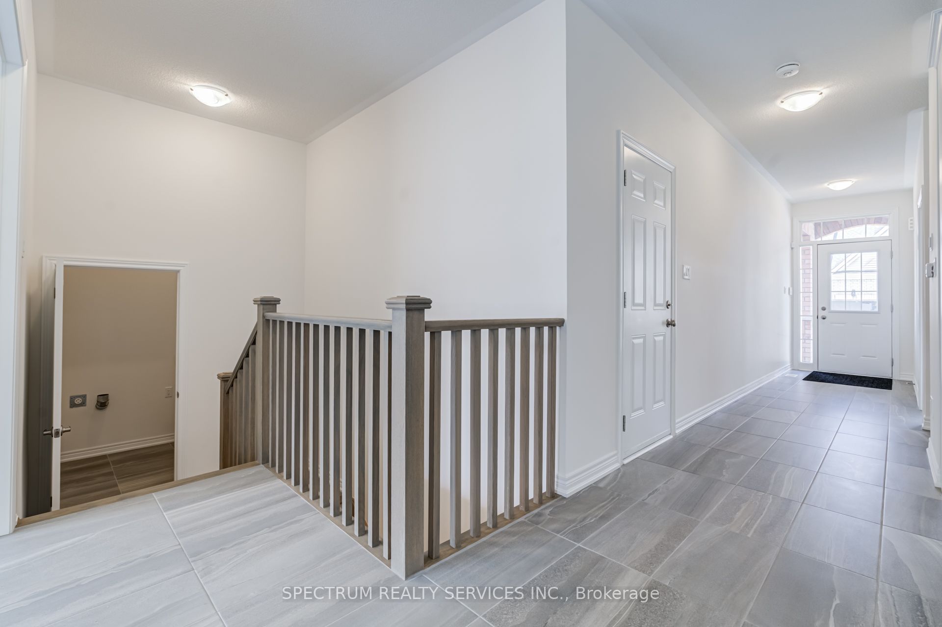 8 Abelia Street Property Photo 31