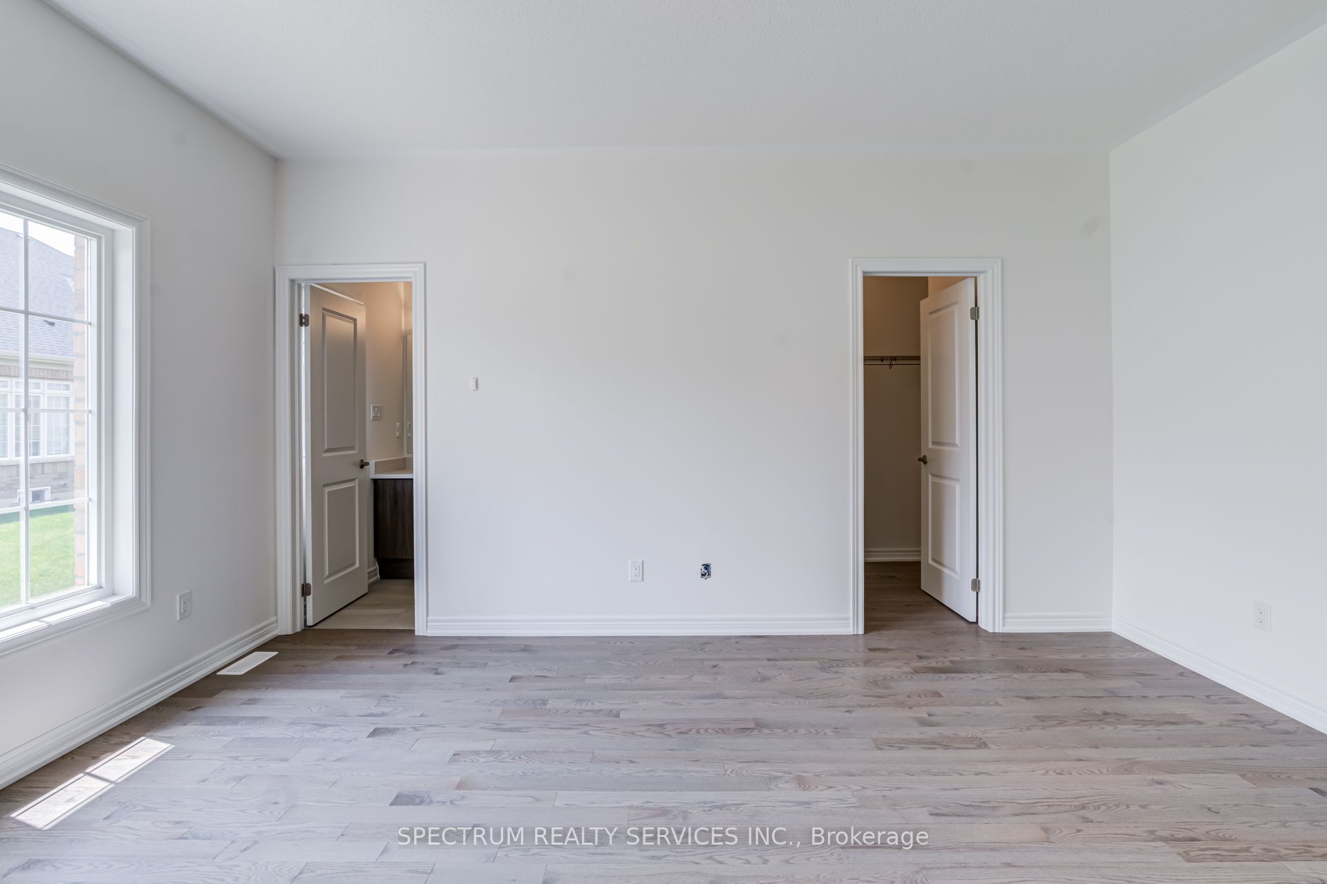 8 Abelia Street Property Photo 34