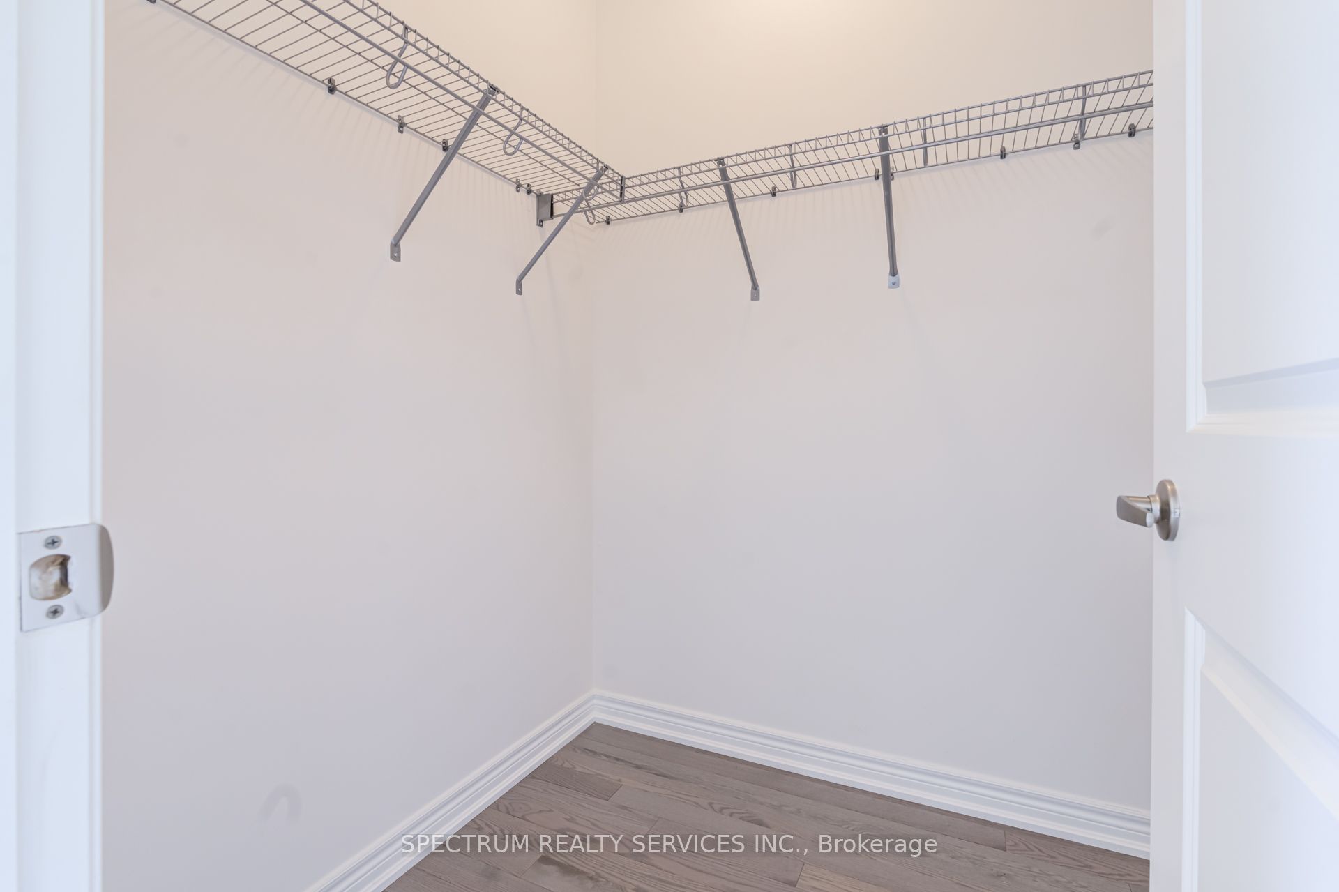 8 Abelia Street Property Photo 38