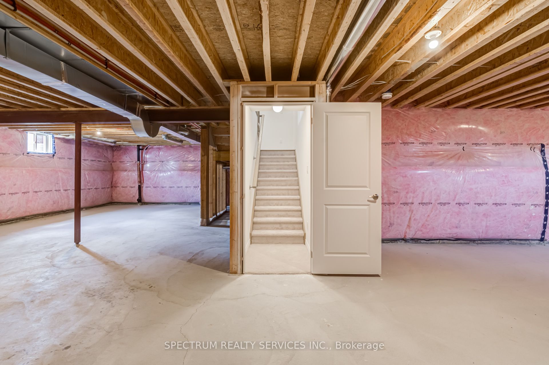 8 Abelia Street Property Photo 40