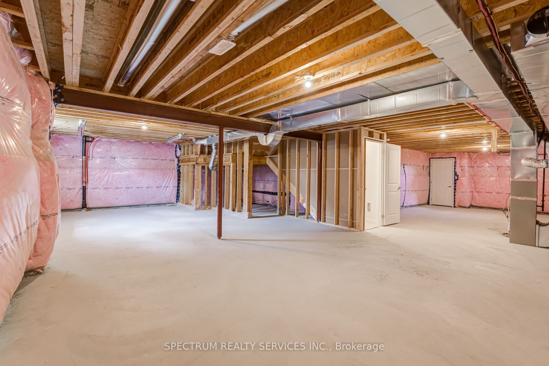 8 Abelia Street Property Photo 41