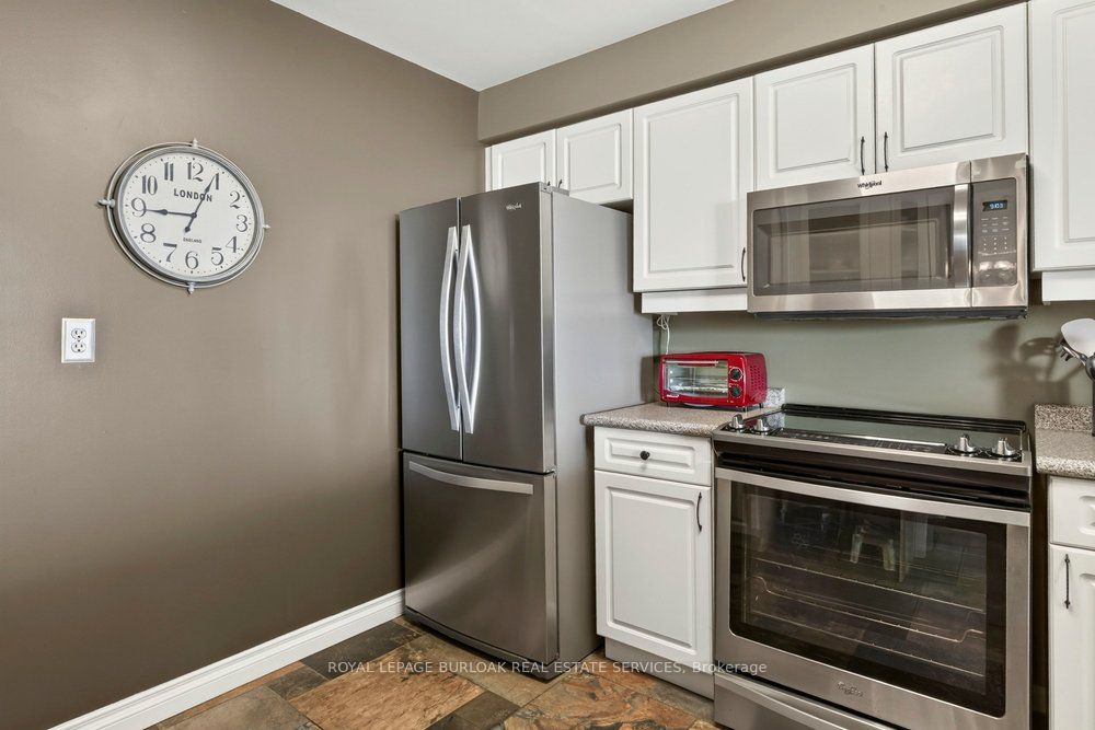 1276 Maple Crossing Boulevard 1406 Property Photo 10