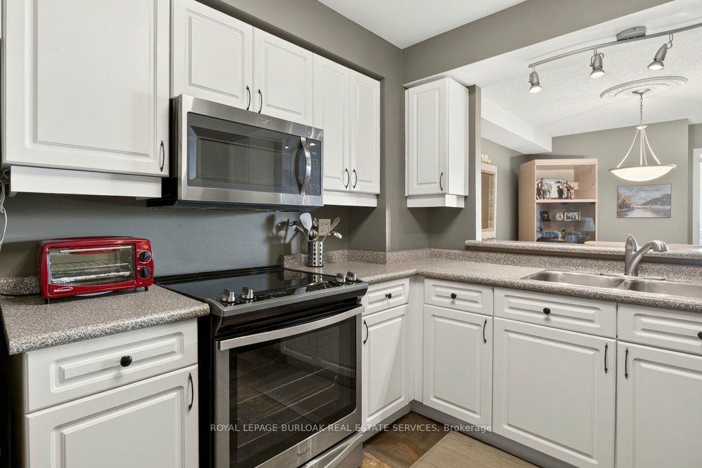 1276 Maple Crossing Boulevard 1406 Property Photo 12