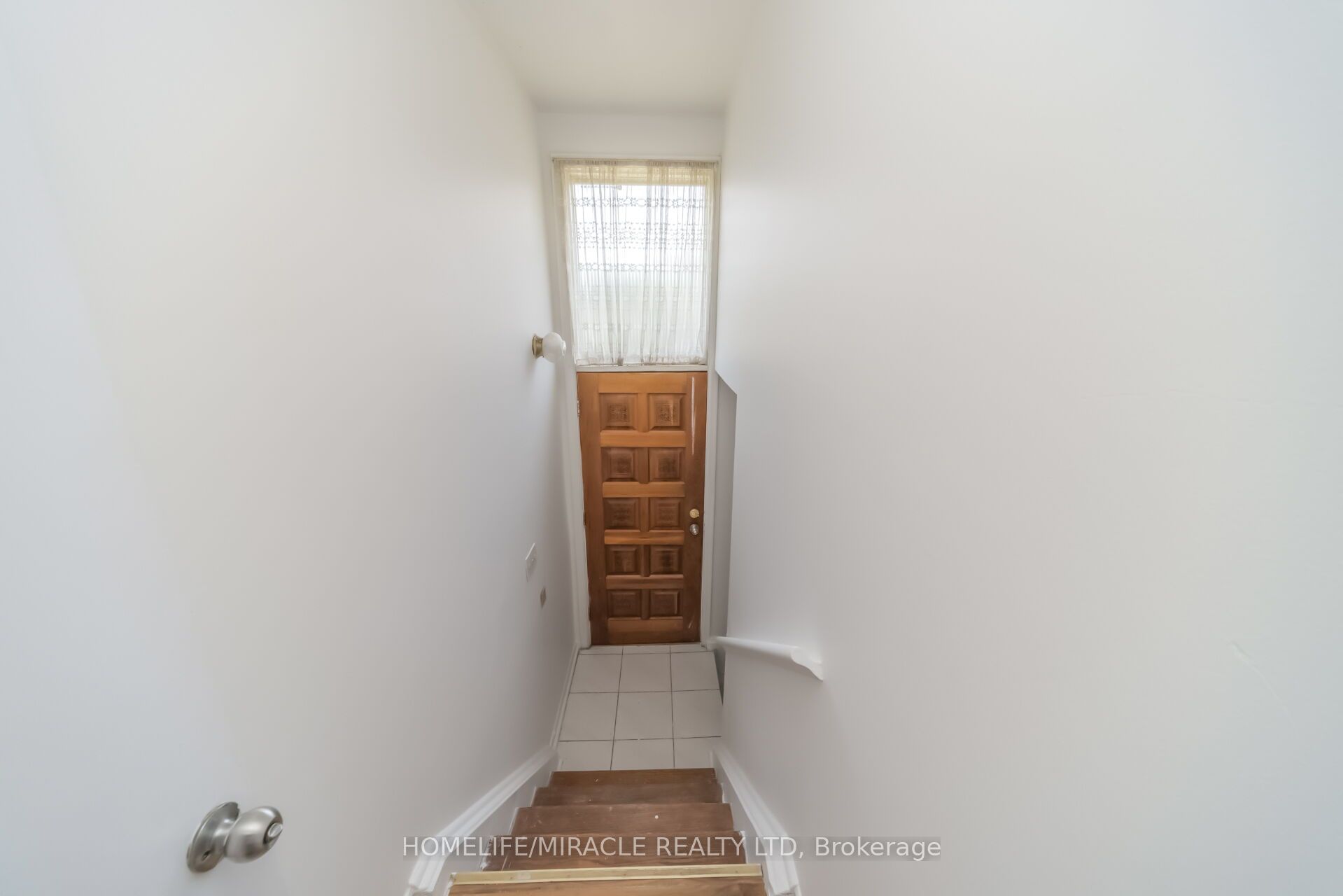 7187 Darcel Avenue Property Photo 30