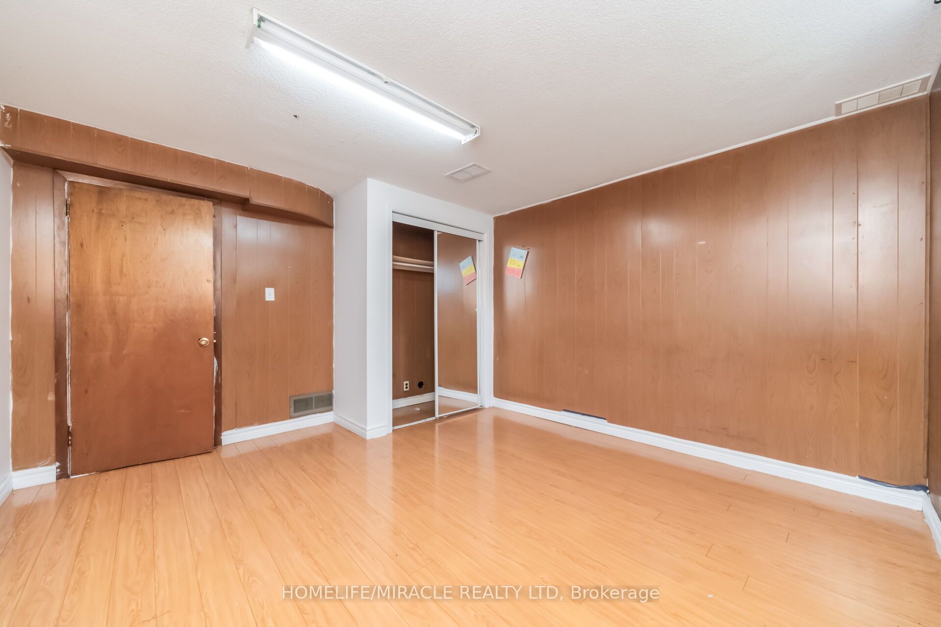 7187 Darcel Avenue Property Photo 40
