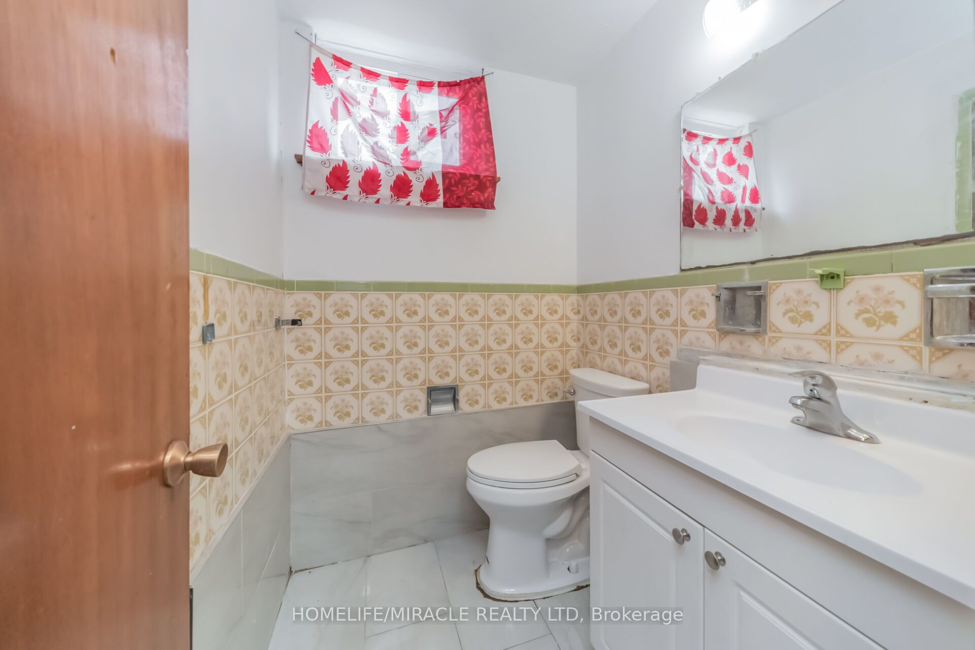 7187 Darcel Avenue Property Photo 41