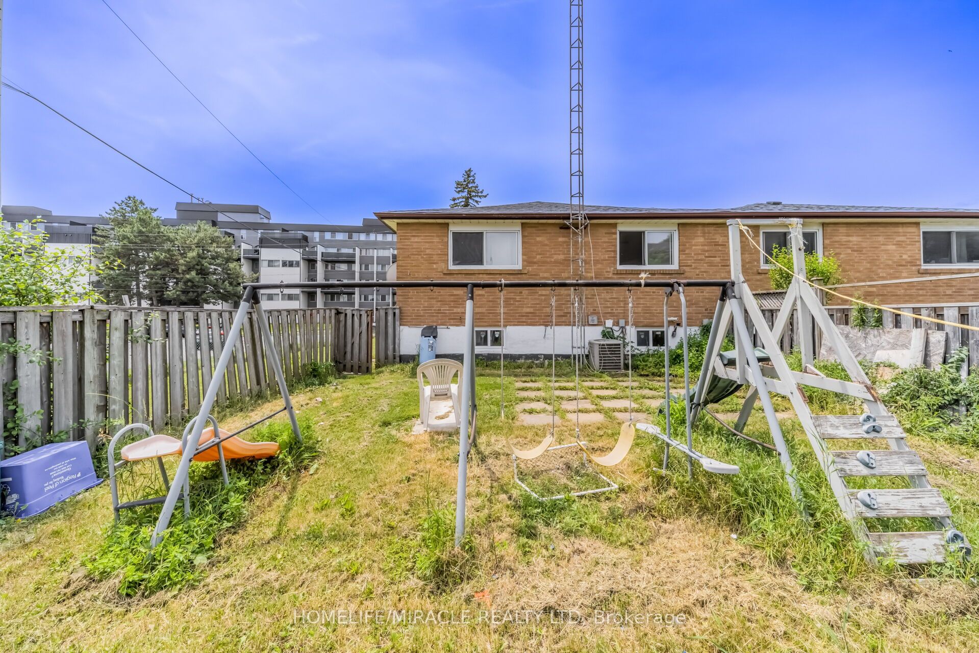 7187 Darcel Avenue Property Photo 46