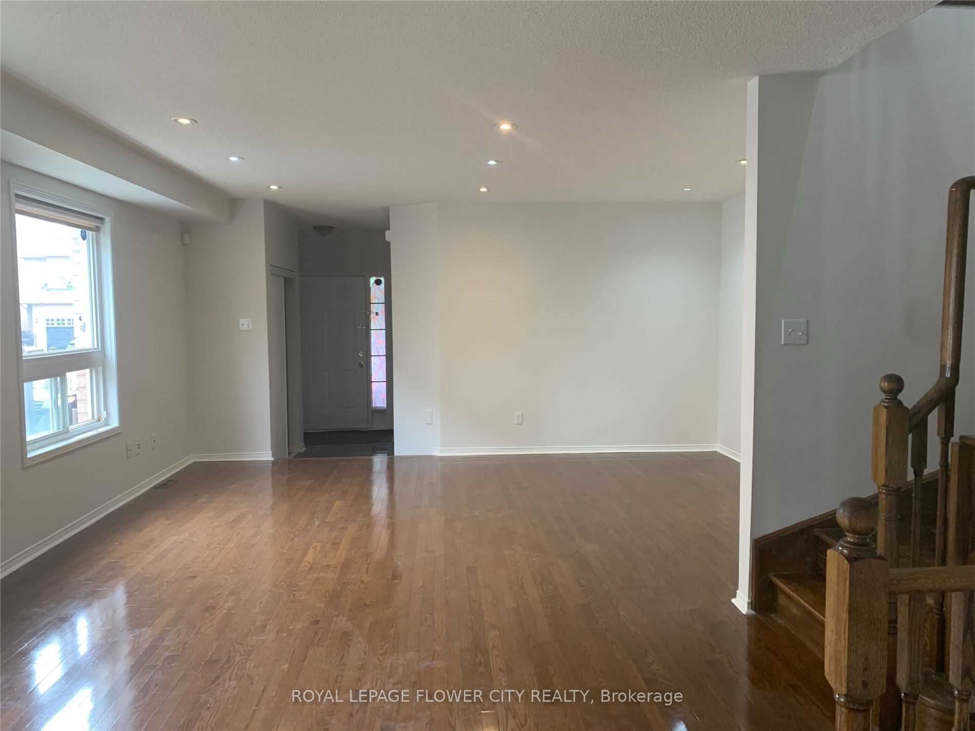7227 Para Place Upper Property Photo 2
