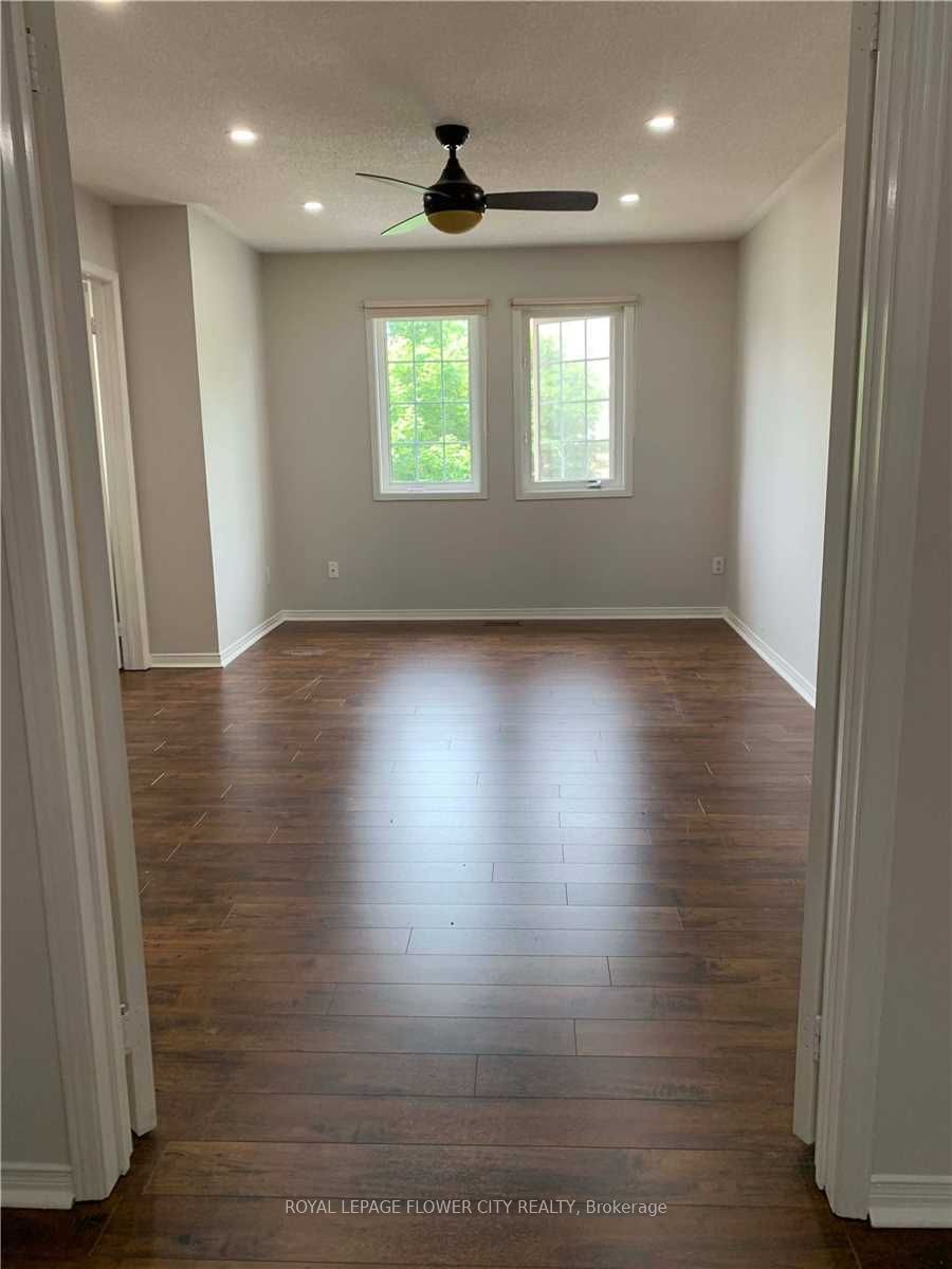 7227 Para Place Upper Property Photo 18