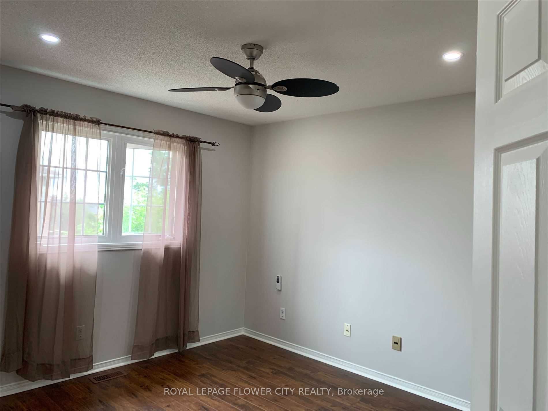 7227 Para Place Upper Property Photo 28