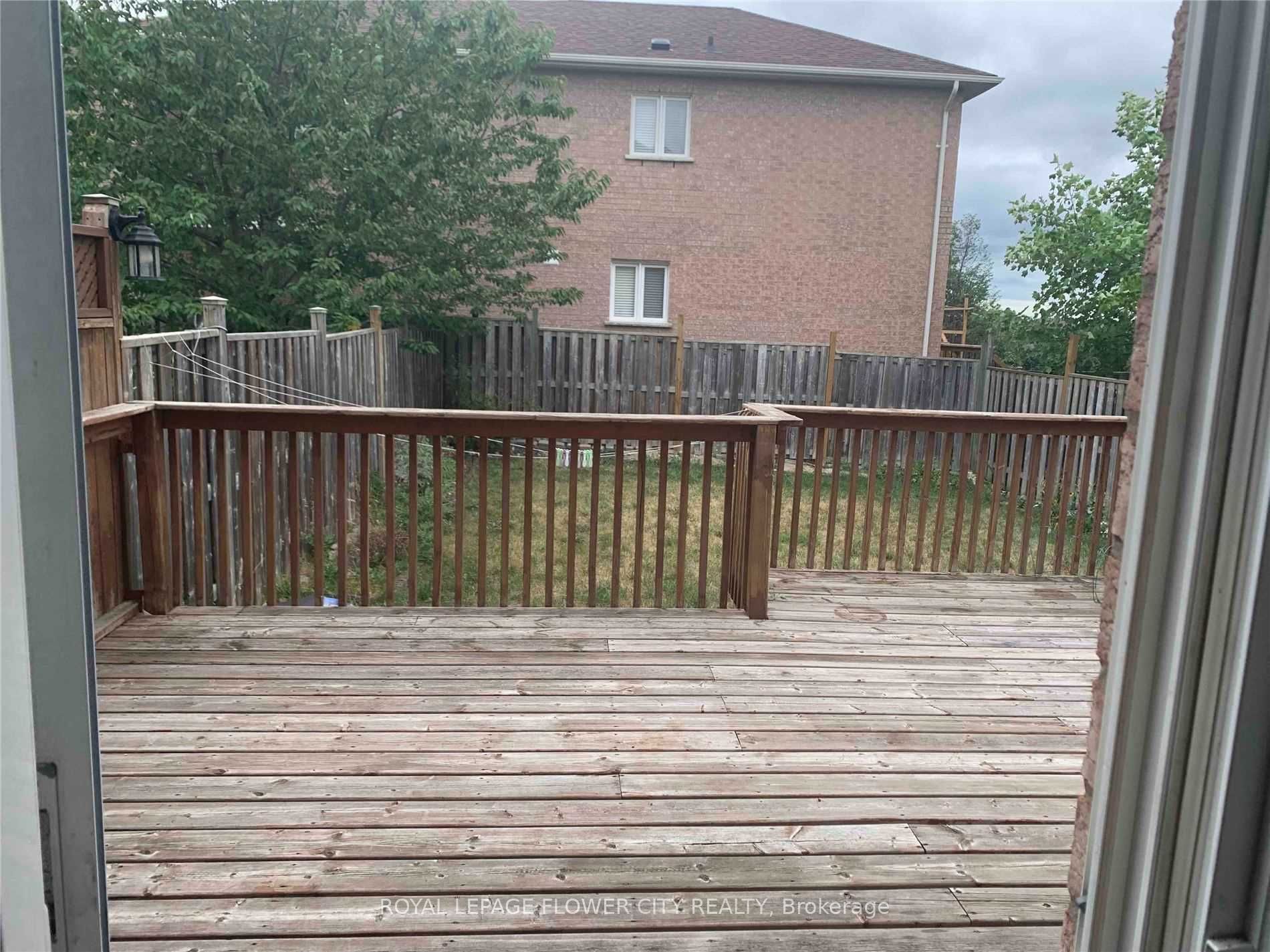 7227 Para Place Upper Property Photo 34
