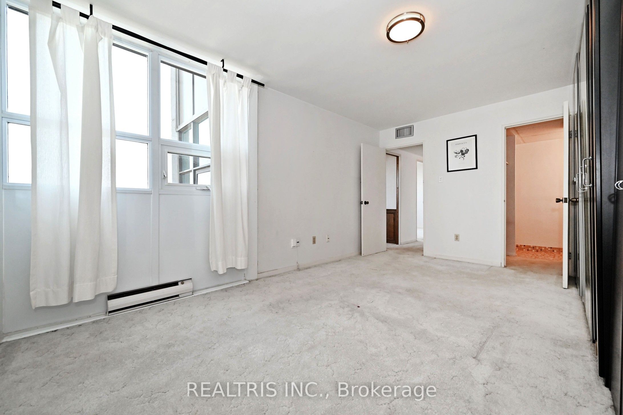 2323 Confederation Parkway 807 Property Photo 32
