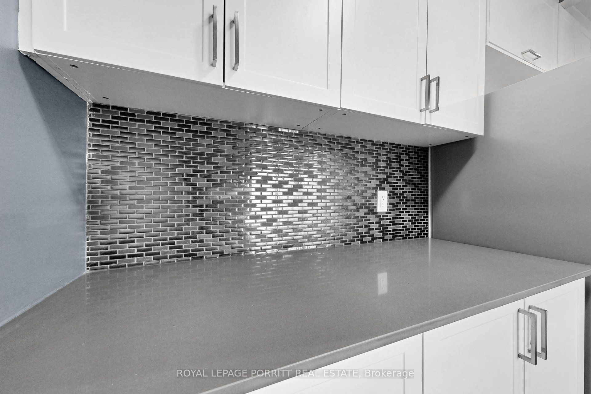 4 Superior Avenue 8 Property Photo 10