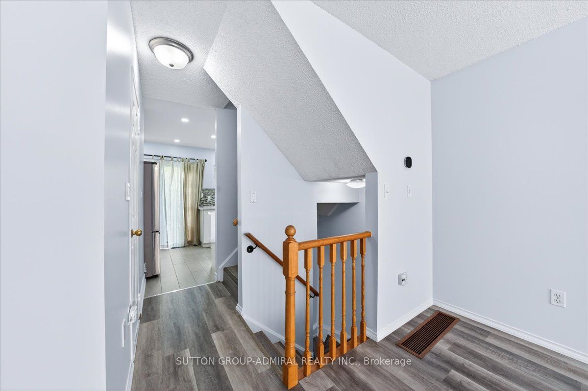 75 Strathaven Drive 35 Property Photo 11