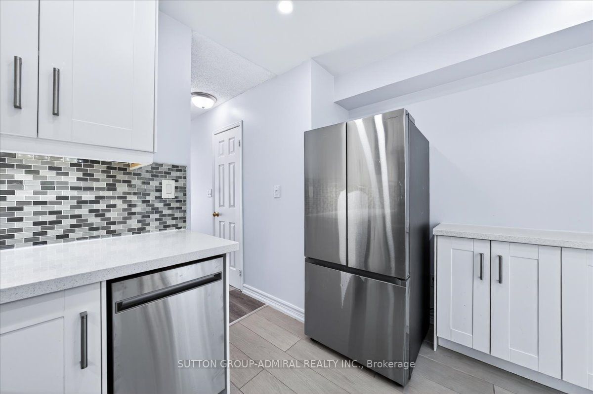75 Strathaven Drive 35 Property Photo 15