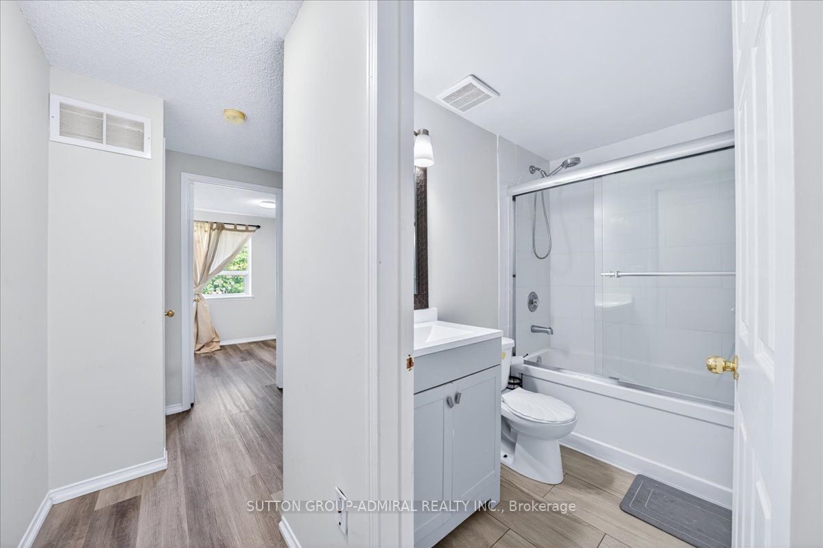 75 Strathaven Drive 35 Property Photo 25