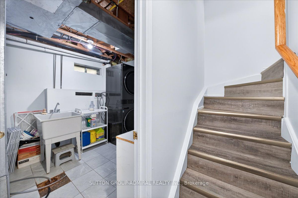 75 Strathaven Drive 35 Property Photo 37