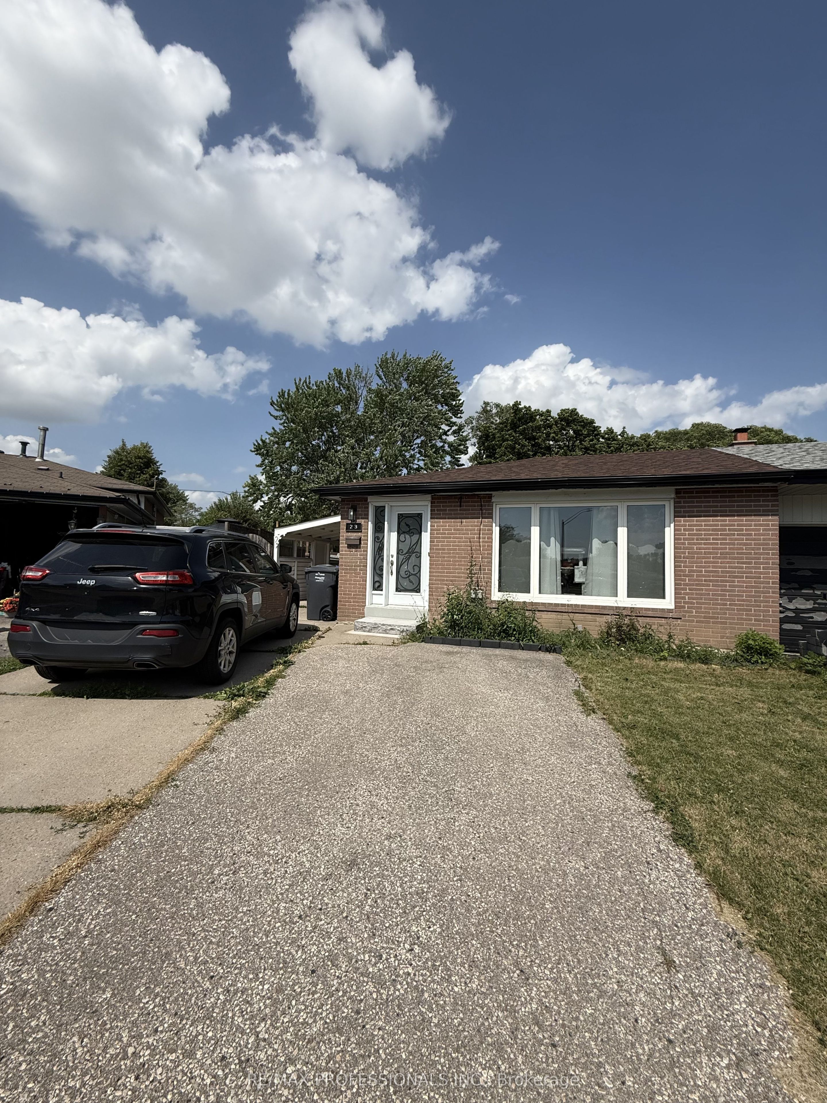 23 Dunwich Place Basement Property Photo 1