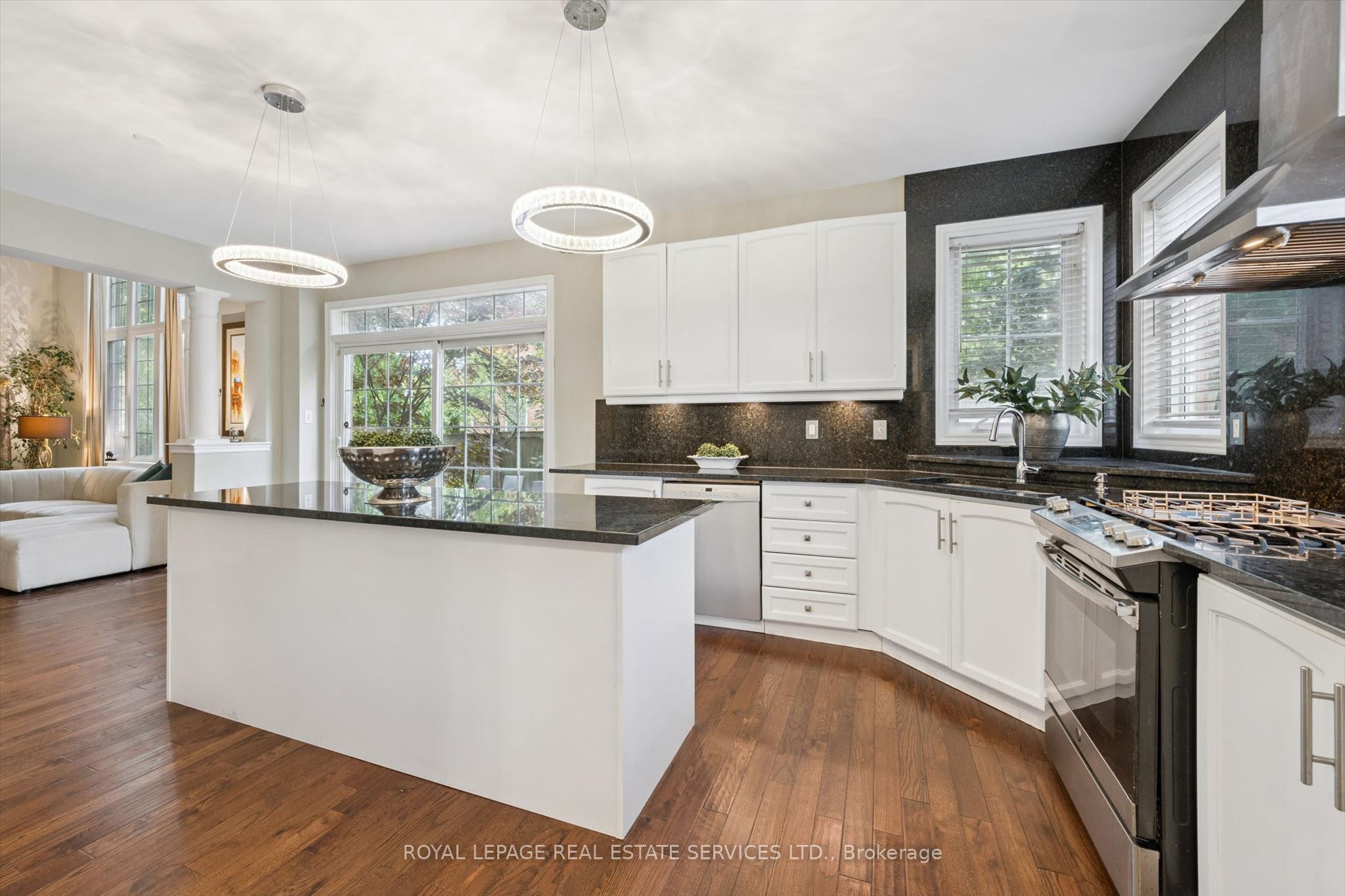 372 Creek Path Avenue Property Photo 18