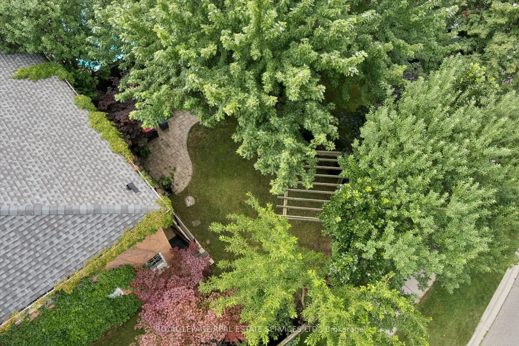 372 Creek Path Avenue Property Photo 48