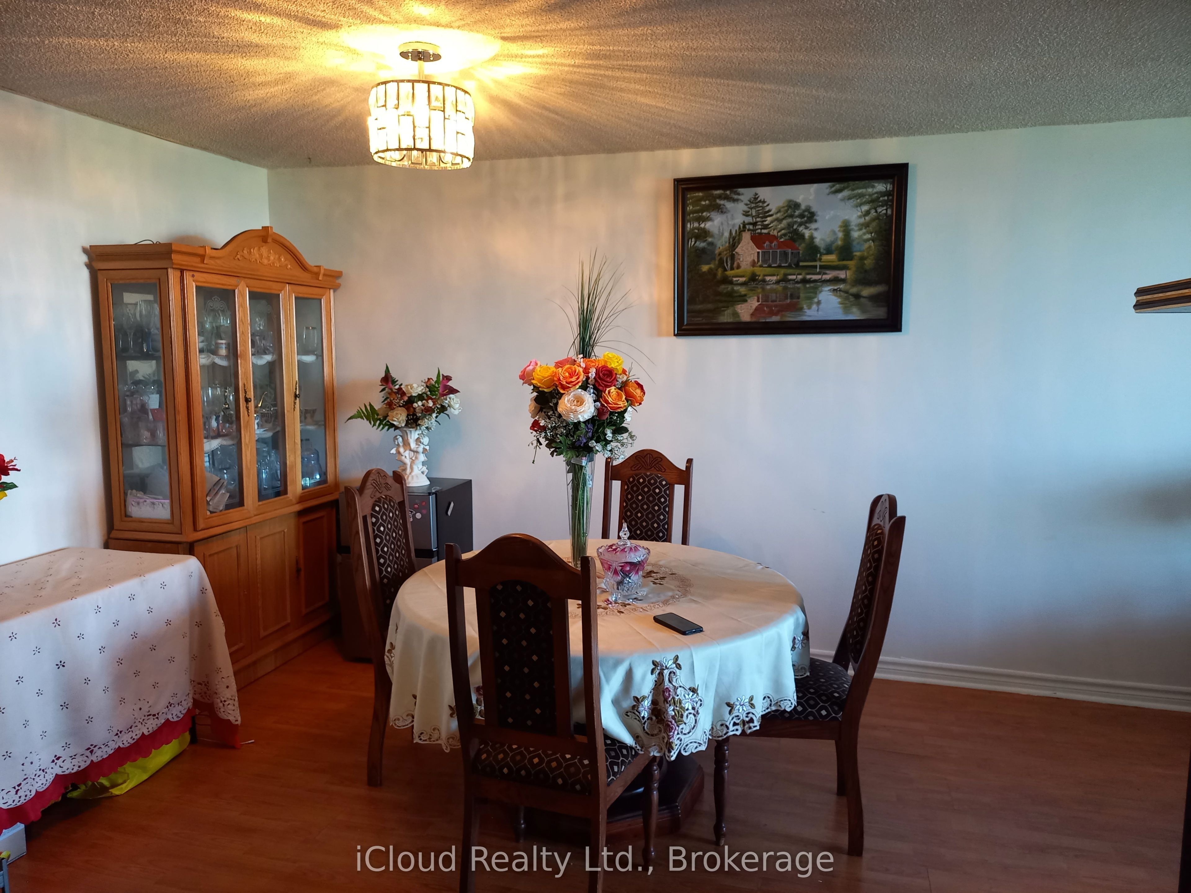 390 Dixon Road 806 Property Photo 14