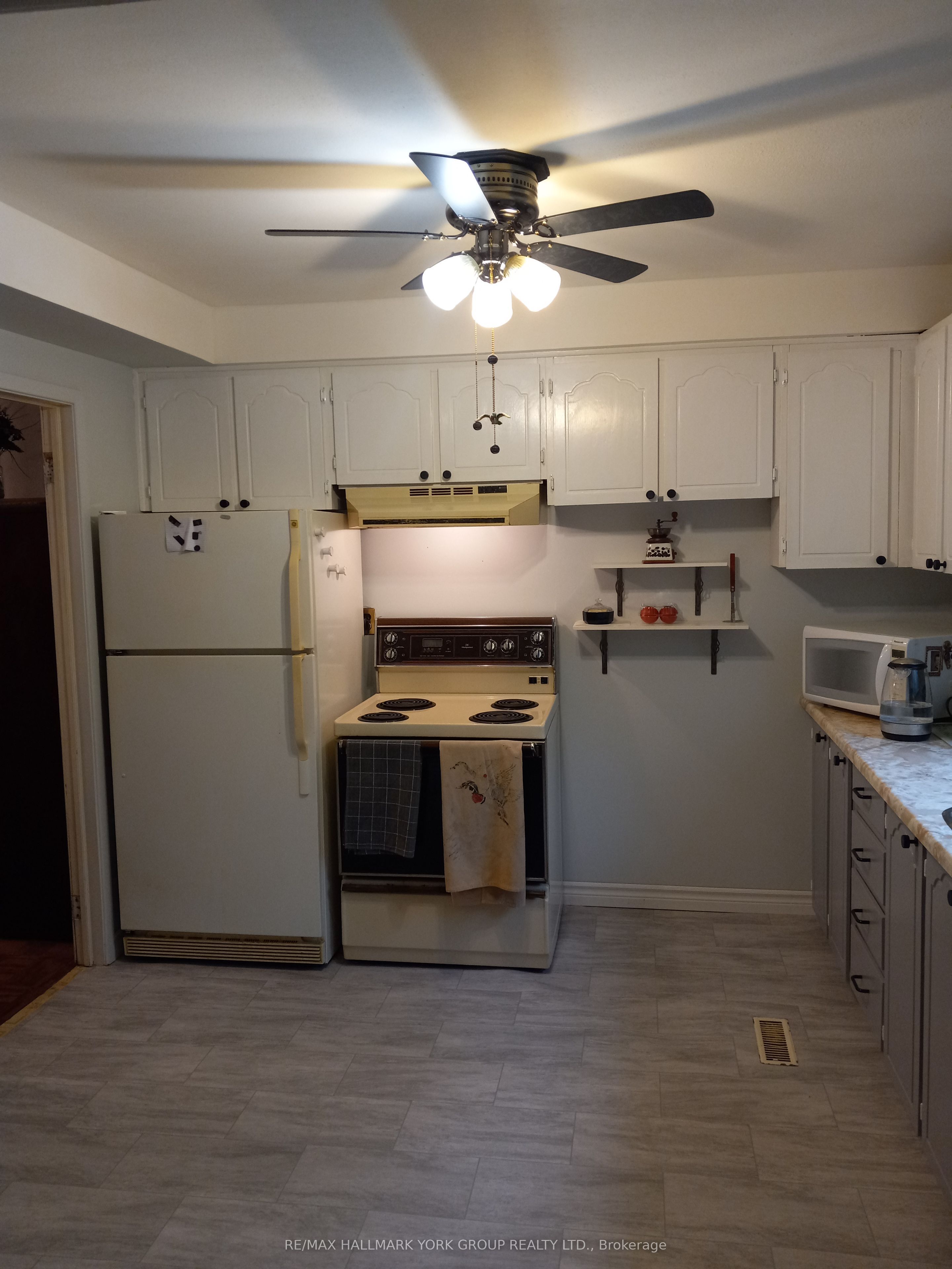 152 Beech Street Property Photo 8