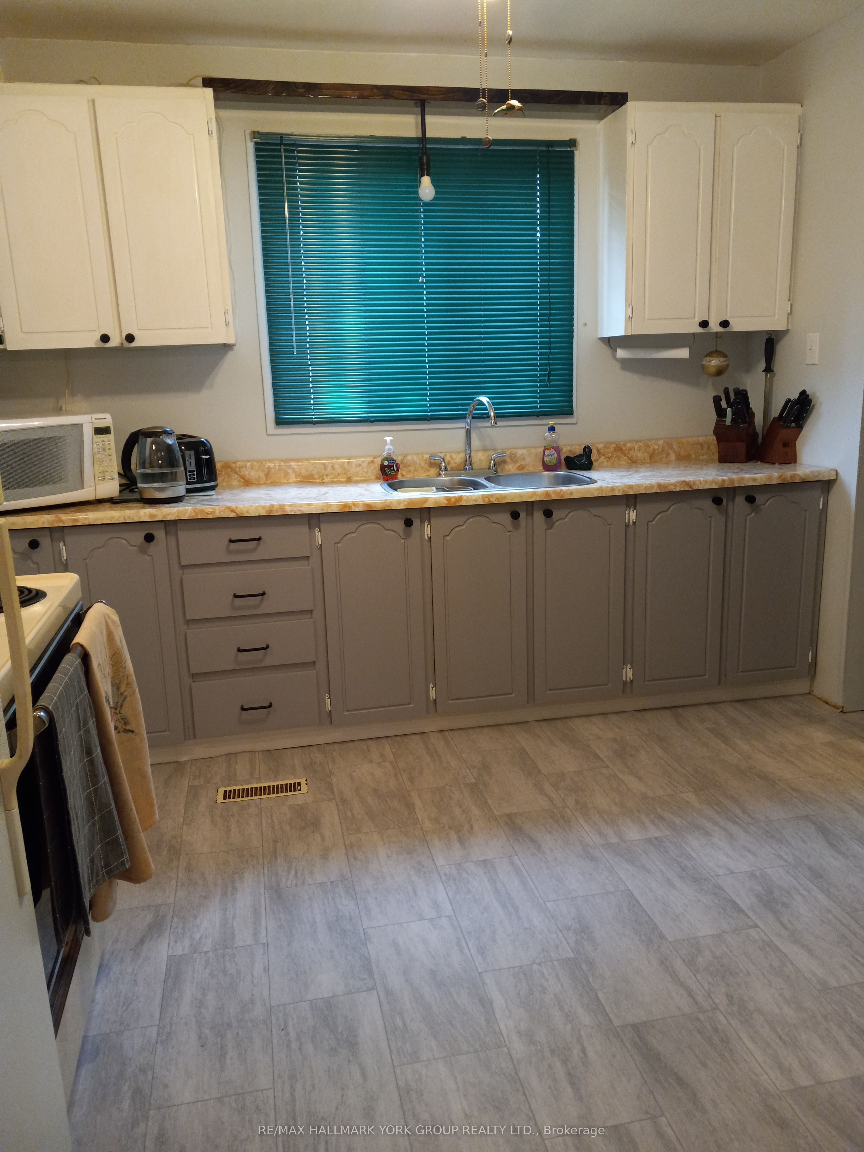 152 Beech Street Property Photo 11