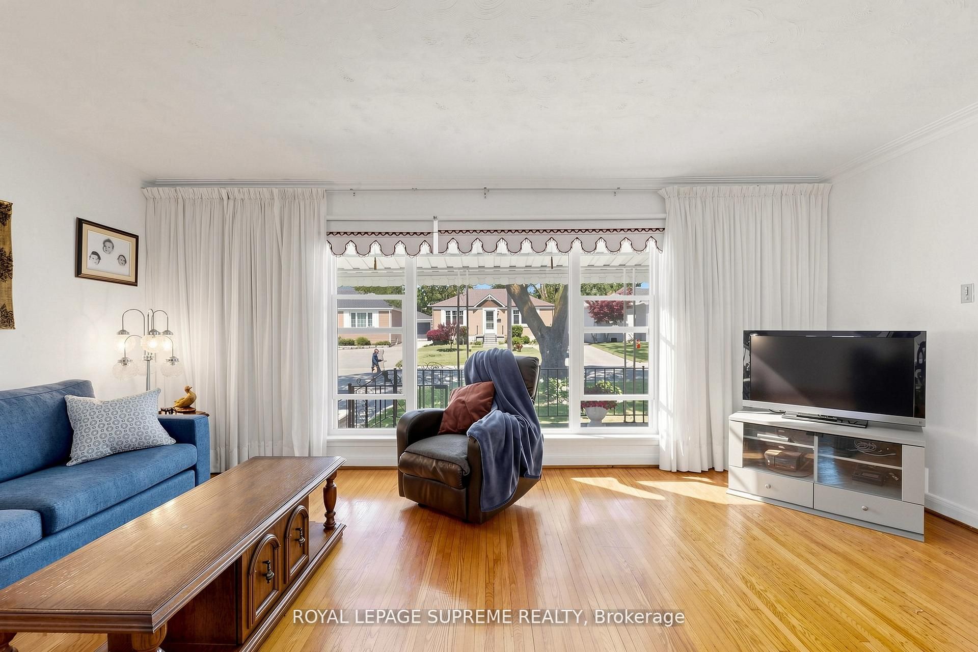 243 Epsom Downs Drive Property Photo 6